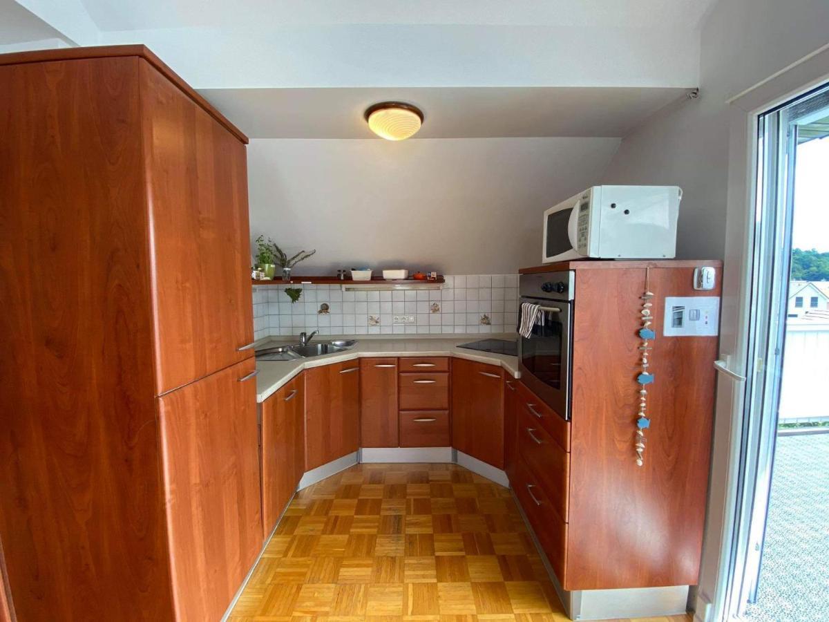 Apartment Kranj - Huge Terrace, Free P, Wi - Fi, Ac Bagian luar foto