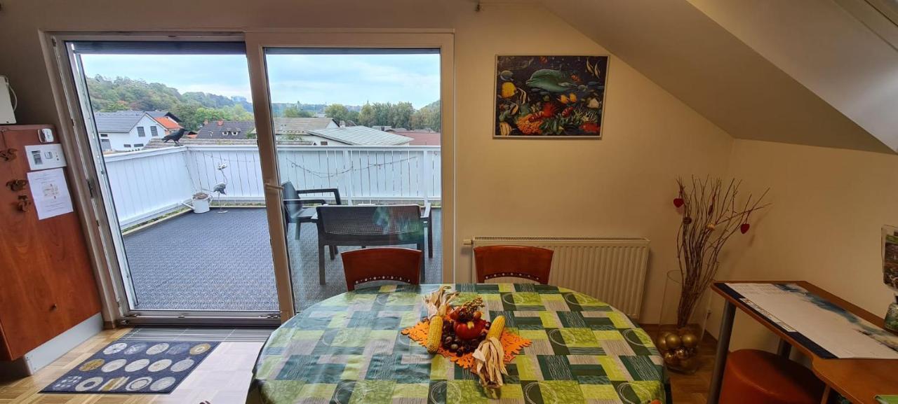 Apartment Kranj - Huge Terrace, Free P, Wi - Fi, Ac Bagian luar foto